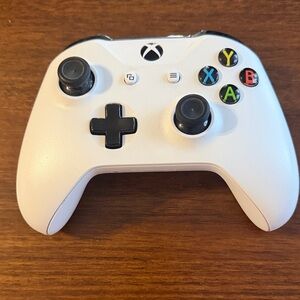 X box one Wireless Controller - White